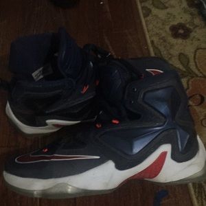 Lebron 13 midnight navy